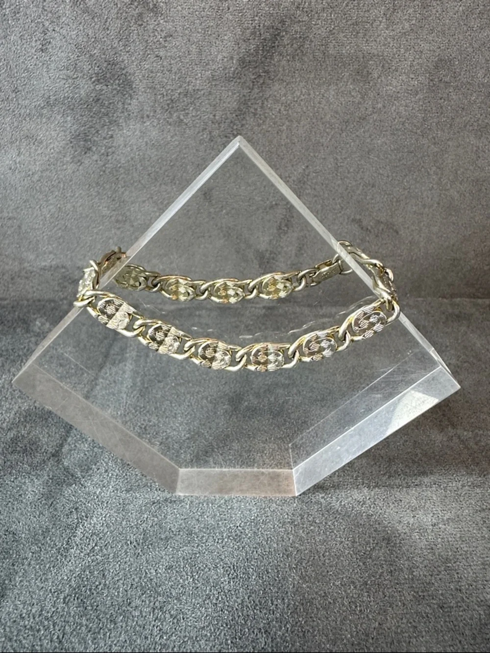 Silver Tone Sarah Cov Women's Chain Bracelet - Elegant Linked Design